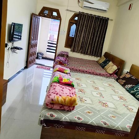 Hotel Maruti Palace اوجاين المظهر الخارجي الصورة
