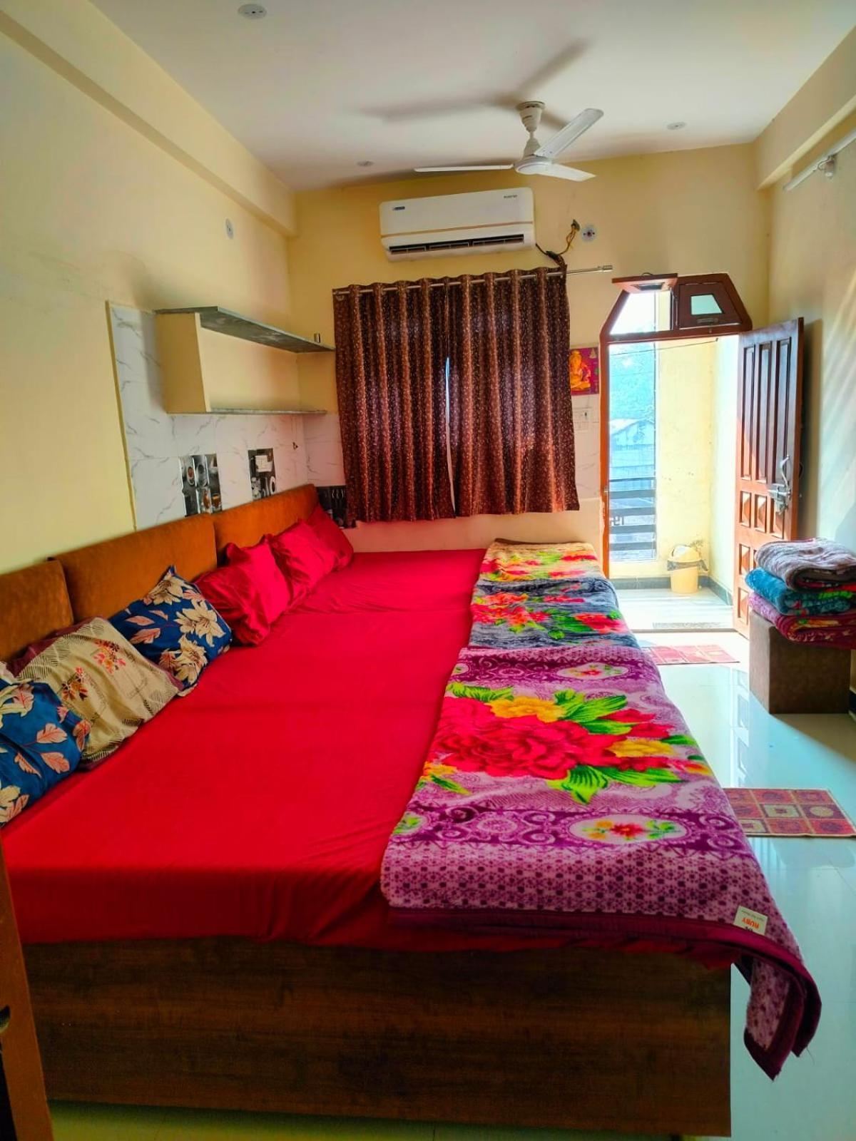 Hotel Maruti Palace اوجاين المظهر الخارجي الصورة